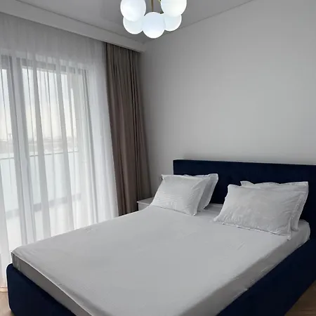 Sea View In North Mamaia Apartman *